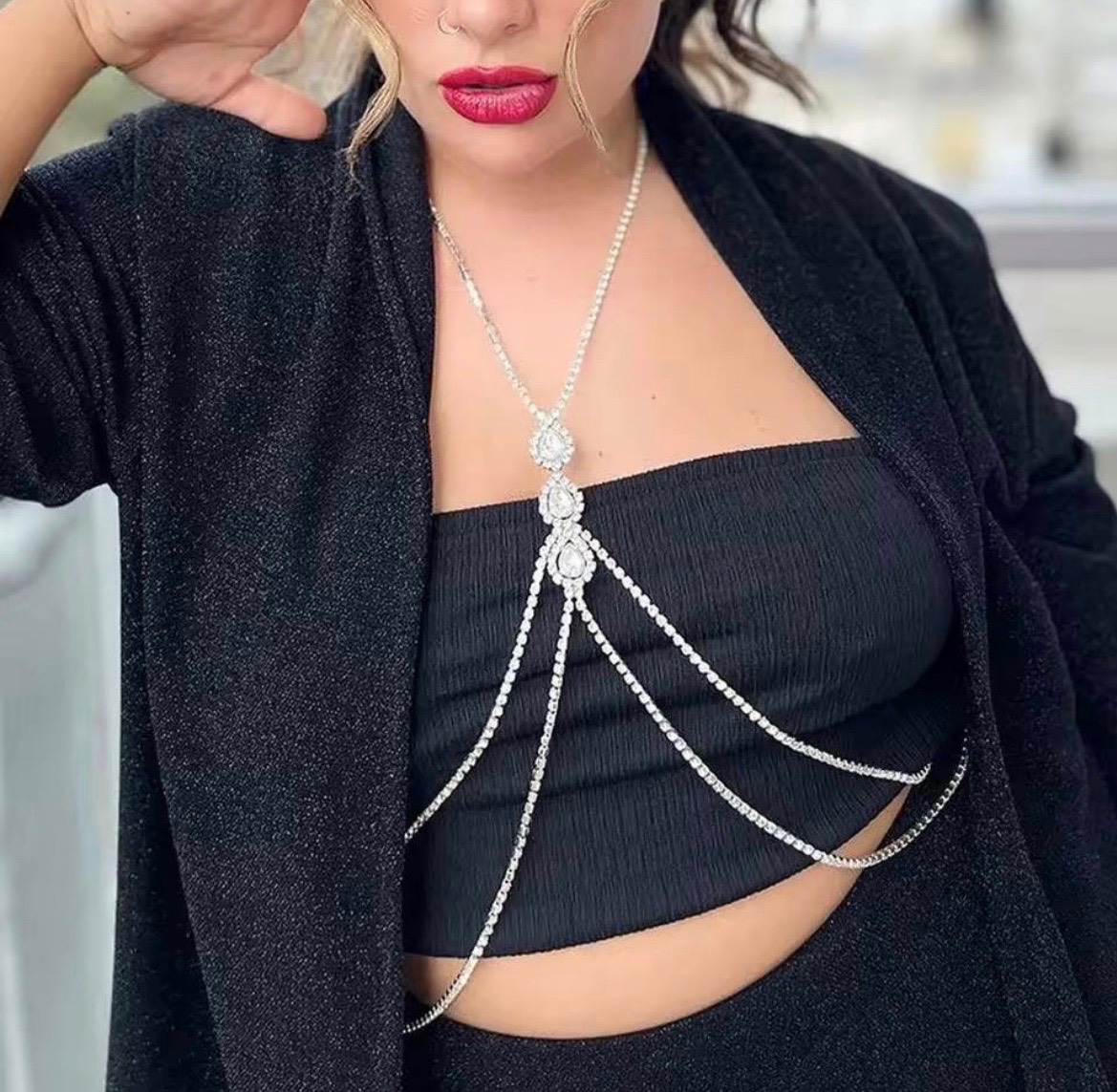 زنجیر بدن بین سینه طرح جواهر سه اشک